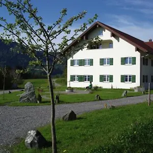 https://landhaus-mohr.com-bavaria.com